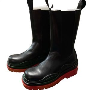 Bothage Venero boots sz 10